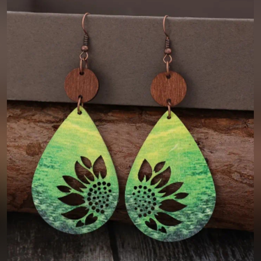 New Wooden Sunflower Teardrop Dangle Earrings